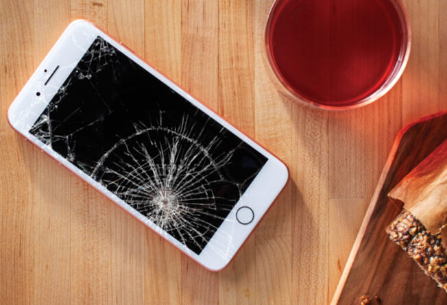 Things to Do If Your Mobile iPhone screen broken